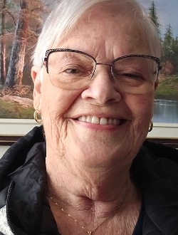 Profil de Lise, une femme célibataire de 81 ans à Lévis