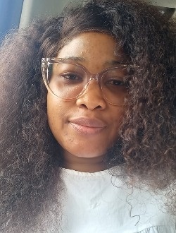 Profil de Anne, une femme célibataire de 25 ans à Abang