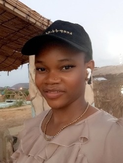 Profil de Doris, une femme célibataire de 21 ans à Owerri