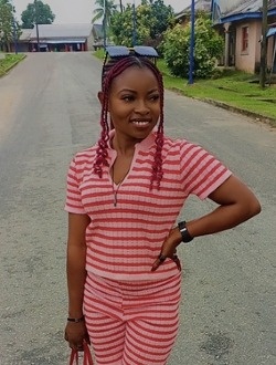 Profil de Bless, une femme célibataire de 27 ans à Lagos Mainland