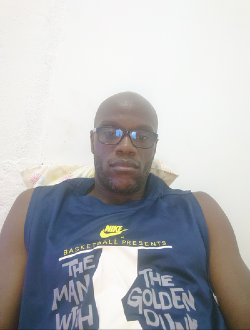 Profil de Jean François, un homme célibataire de 46 ans à Douala