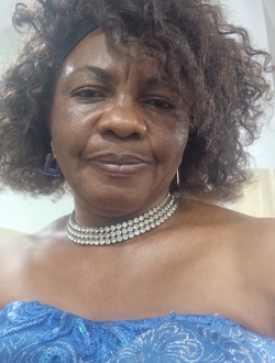 Profil de Solange, une femme célibataire de 49 ans à Nkolfoulou