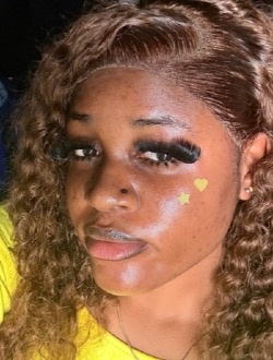 Profil de Favour, une femme célibataire de 22 ans à Warri