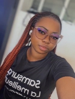 Profil de Inès, une femme célibataire de 26 ans à Yaoundé