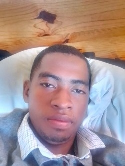 Profil de Christian, un homme célibataire de 27 ans à Abatoafo
