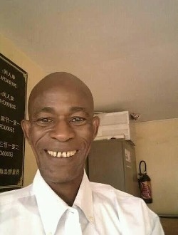 Profil de Cheikh, un homme célibataire de 61 ans à Dakar-Marine
