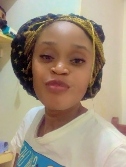 Profil de Louna, une femme célibataire de 27 ans à Yaoundé