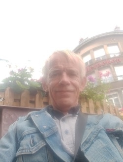 profile picture 0