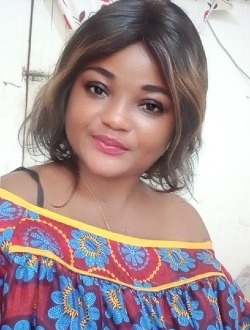 Profil de Laurentine, une femme célibataire de 34 ans à Adzébé