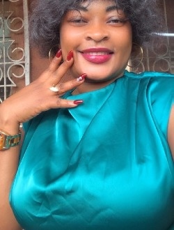 Profil de Ariane Brista, une femme célibataire de 40 ans à Yanga