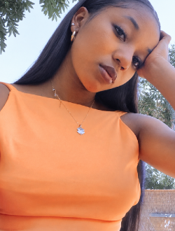 Profil de Jemina, une femme célibataire de 21 ans à Antsiranana