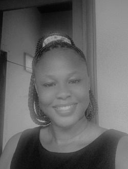 Profil de Maame Araba, une femme célibataire de 33 ans à Kumasi