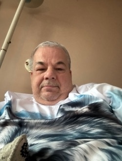Profil de Gilles, un homme célibataire de 61 ans à Laval
