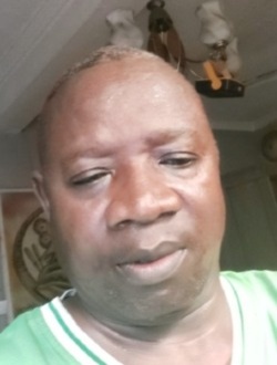 Profil de Tutu Achile, un homme célibataire de 53 ans à Amfreville-la-Campagne