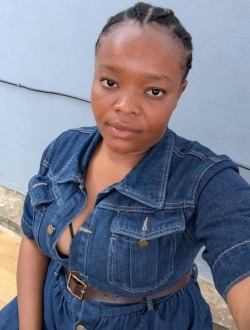 Profil de Rose, une femme célibataire de 27 ans à Sangmélima
