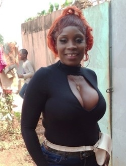 Profil de Jacky, une femme célibataire de 40 ans à Yaoundé