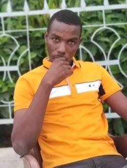 Profil de Kallal, un homme célibataire de 34 ans à Maroua