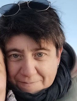 Profil de Céline, une femme célibataire de 50 ans à Annecy