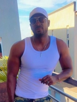 Profil de Serge, un homme célibataire de 44 ans à Abée