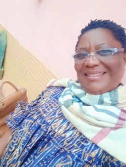 Profil de Paulette Sylvie, une femme célibataire de 53 ans à Douala