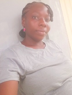Profil de Monik, une femme célibataire de 33 ans à Lomé