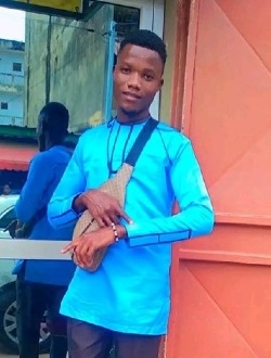 Profil de Aristide, un homme célibataire de 25 ans à Marcory