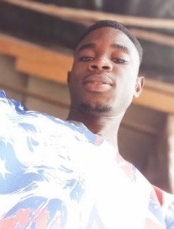 Profil de Ange Ulrich, un homme célibataire de 22 ans à Yamoussoukro
