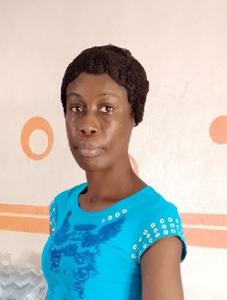 Profil de Meira, une femme célibataire de 41 ans à Abidjan