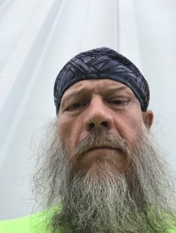 Profil de Tom, un homme célibataire de 58 ans à Sparks