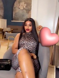 Profil de Daniella, une femme célibataire de 26 ans à Ouagadougou