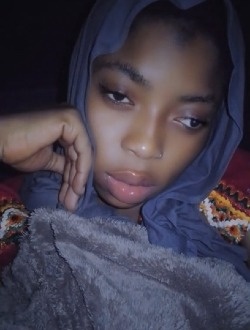 Profil de Amina, une femme célibataire de 22 ans à Cotonou