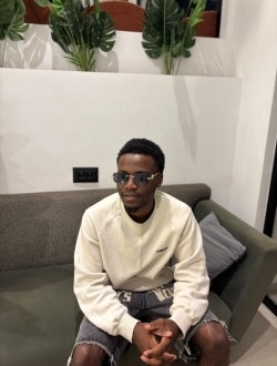 profile picture 0