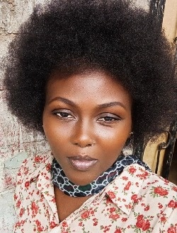 Profil de Mira, une femme célibataire de 38 ans à Bafoussam