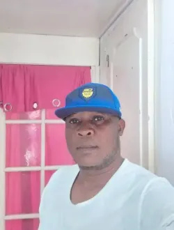 Profil de Fydjat, un homme célibataire de 41 ans à Brazzaville