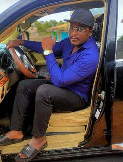 Profil de Junior, un homme célibataire de 30 ans à Yaoundé
