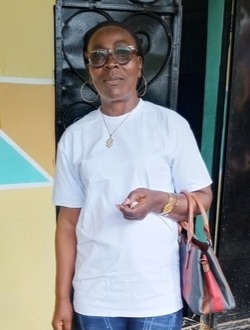 Profil de Pulchérie, une femme célibataire de 61 ans à Yaoundé