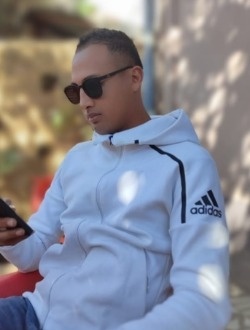 Profil de Lahatra, un homme célibataire de 32 ans à Antananarivo