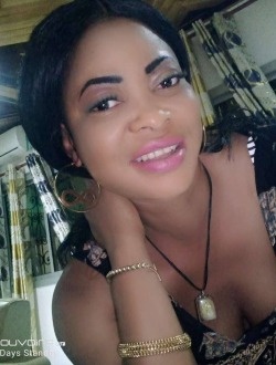 Profil de Olga, une femme célibataire de 39 ans à Yaoundé