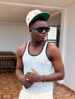 Profil de Olsen, un homme célibataire de 25 ans à Abomey-Calavi