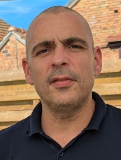 Profil de Vladimir, un homme célibataire de 45 ans à Bourbourg