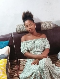 Profil de Odilia, une femme célibataire de 29 ans à Antalaha