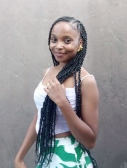 Profil de Alicia, une femme célibataire de 28 ans à Toamasina