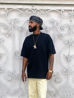 Profil de Nicolas, un homme célibataire de 30 ans à Yaoundé