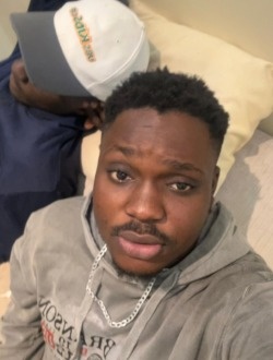 Profil de Abass  El Nazir, un homme célibataire de 28 ans à Dakar