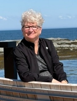 Profil de Line, une femme célibataire de 70 ans à Blainville
