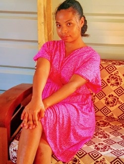 Profil de Dalila Nomeny, une femme célibataire de 23 ans à Toliara