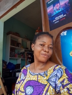 Profil de Irma, une femme célibataire de 41 ans à 4th Arrondissement of Porto-Novo