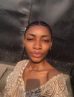 Profil de Lydienne, une femme célibataire de 26 ans à Douala
