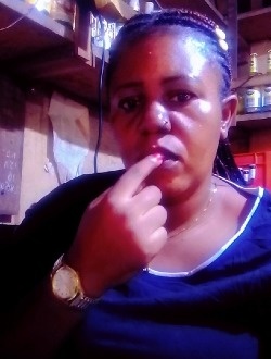 Profil de Rosie, une femme célibataire de 37 ans à Yaoundé