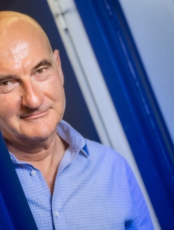 Profil de Matis, un homme célibataire de 54 ans à Aix-en-Provence